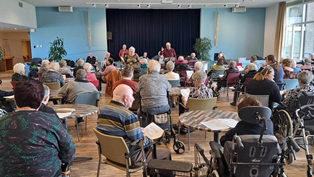 Op bezoek in woon- en zorgcentrum De Merwelanden Op bezoek in woon- en zorgcentrum De Merwelanden