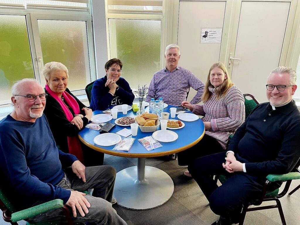 VSP welkom bij de Aksa moskee VSP welkom bij de Aksa moskee