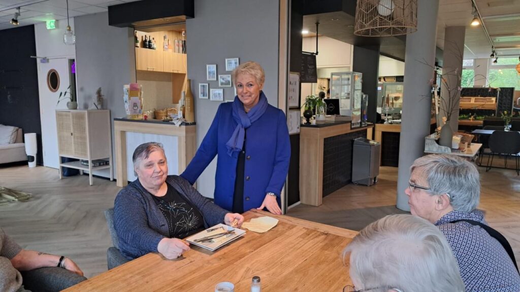 Bezoek aan het Sterrenwiel Bezoek aan het Sterrenwiel