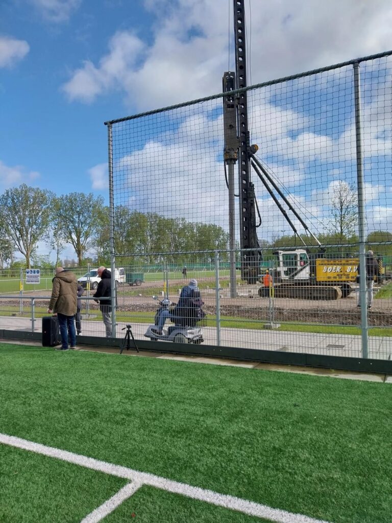 Eerste paal voetbalvereniging Dubbeldam Eerste paal voetbalvereniging Dubbeldam