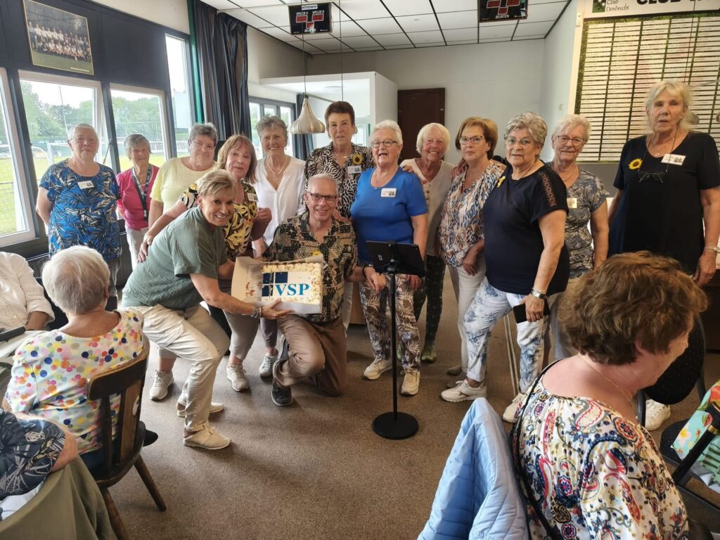 Zonnebloemmiddag een groot succes! Zonnebloemmiddag een groot succes!